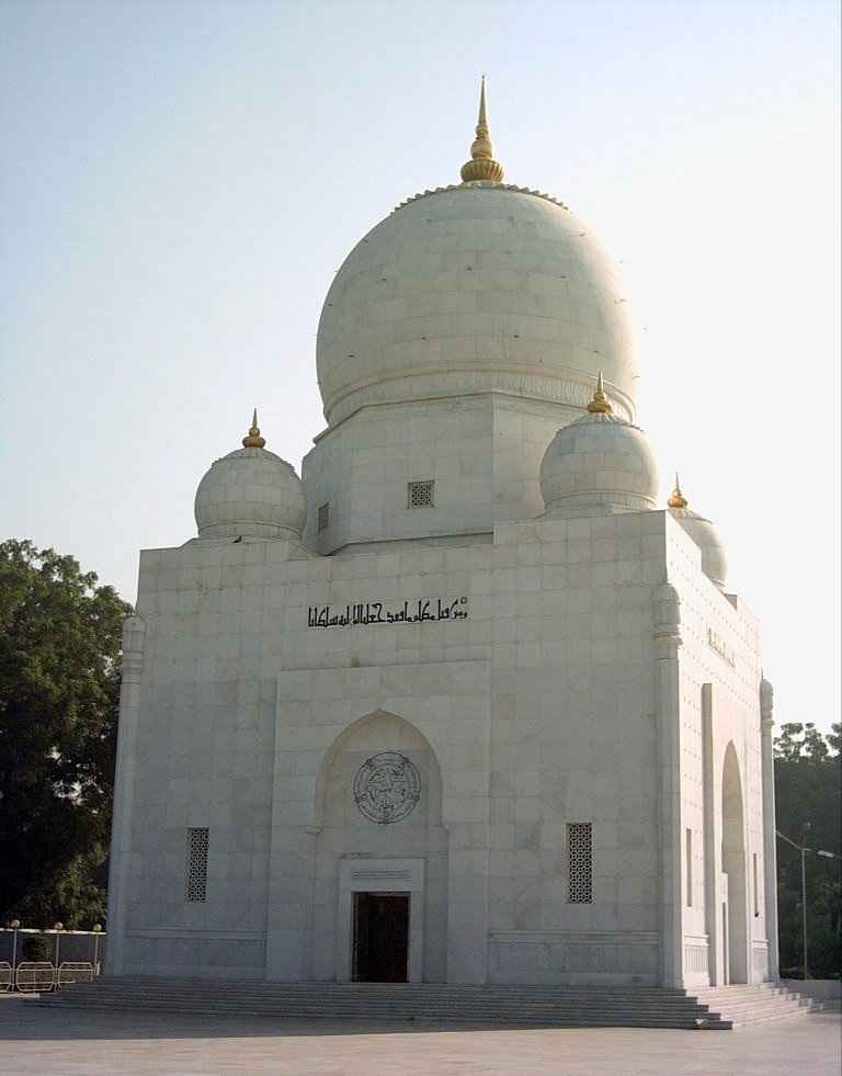 Syedna Qutbuddin Shaheed (RA), Ahmedabad