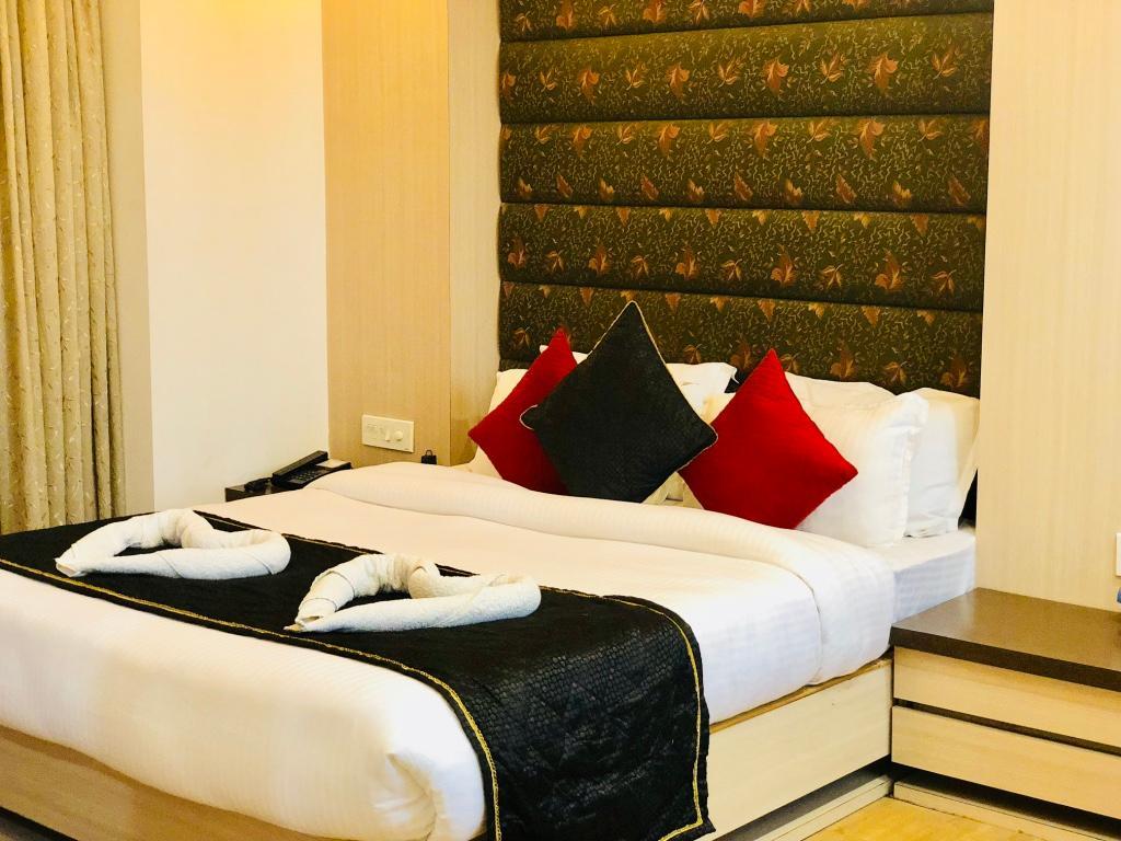 Hotels and Home stays near Guwahati Zoo, Guwahati. Book your Stay now