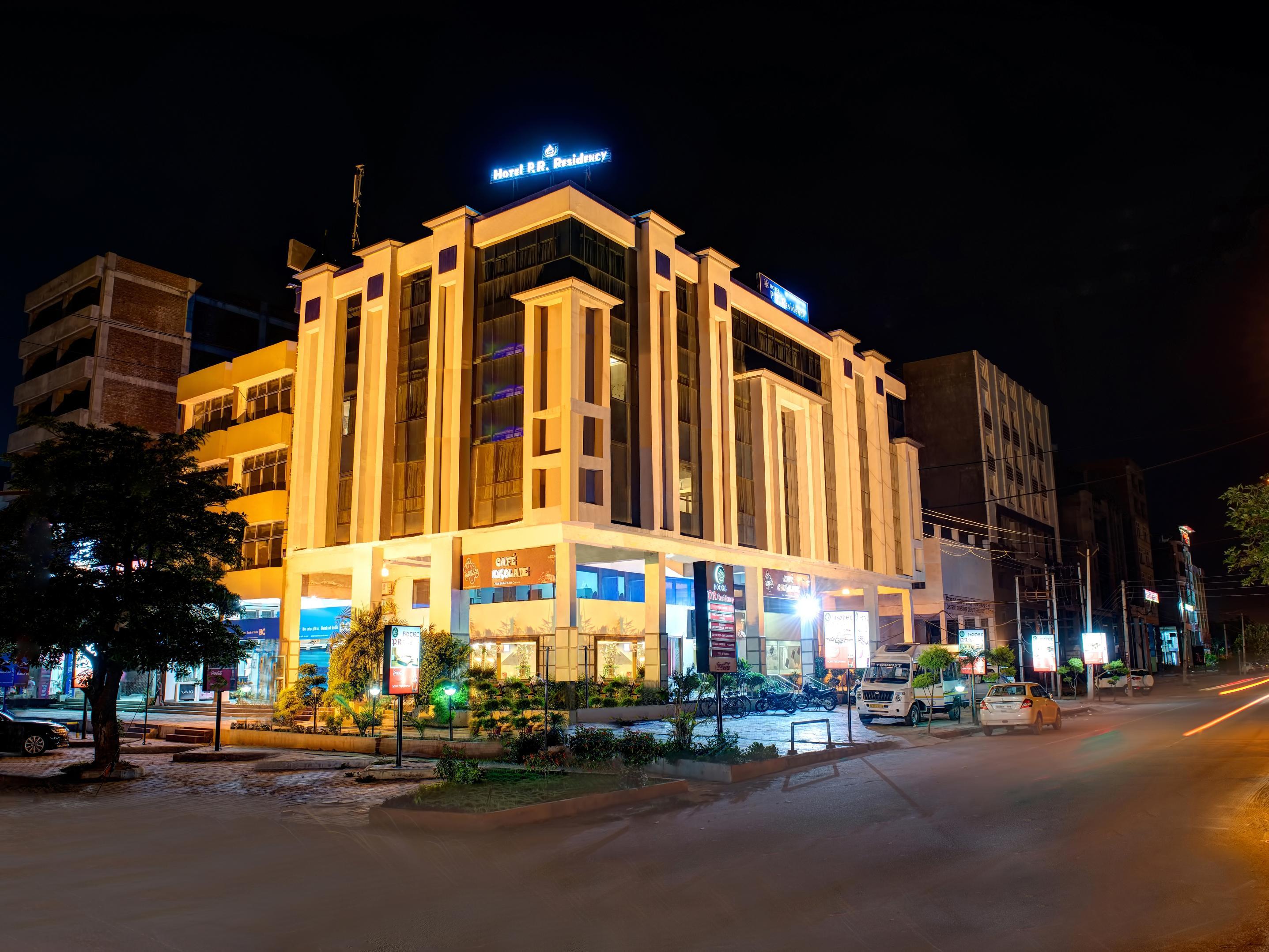 Hotels and Home stays near Mall of Amritsar, Amritsar. Book your Stay now