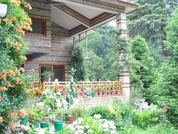 Hotels and Home stays near Hidimba Devi Temple, Manali. Book your Stay now