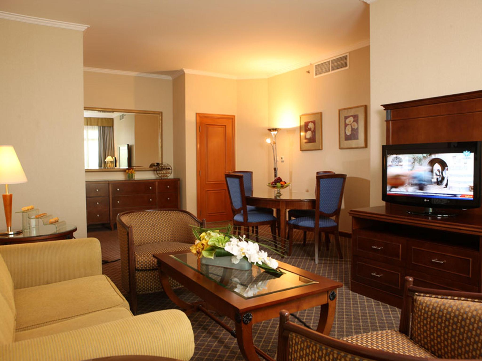 Hotels  near Jumeirah Golf Estates, Dubai. Book your Stay now