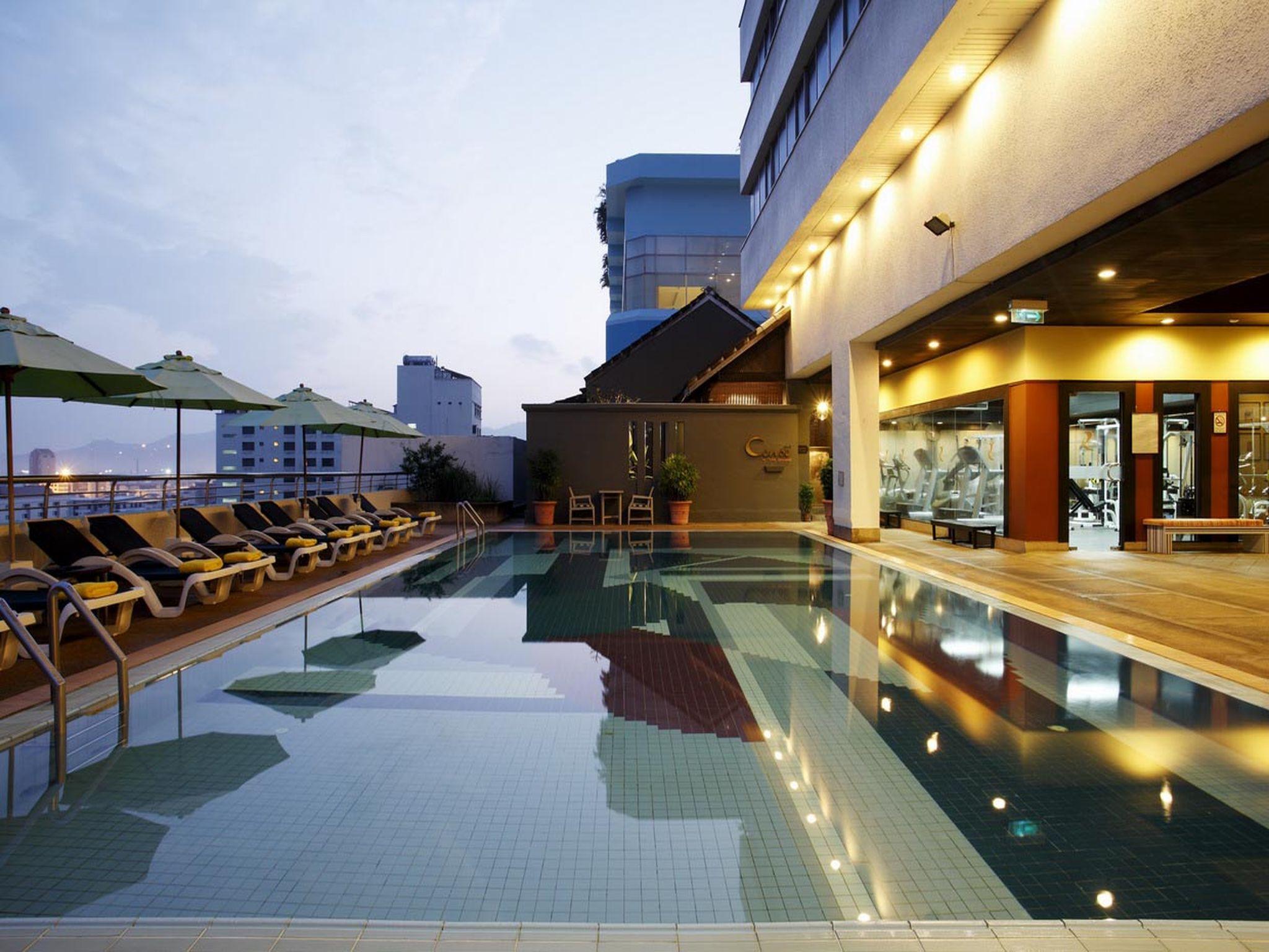 Hotels and Home stays near Stainless Steel Pagoda, Hat Yai. Book your Stay now