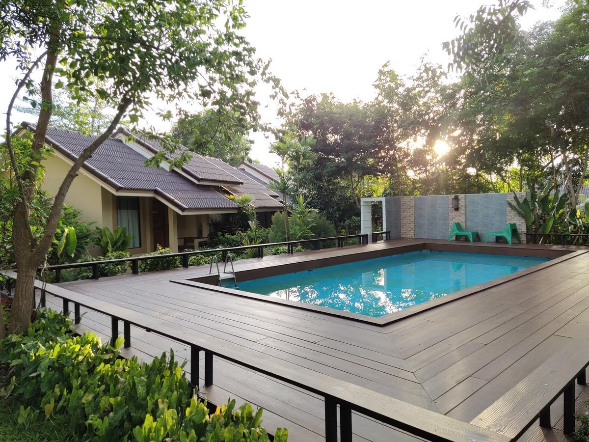 Hotels and Home stays near Thonplai Waterfall, Thai Muang. Book your Stay now