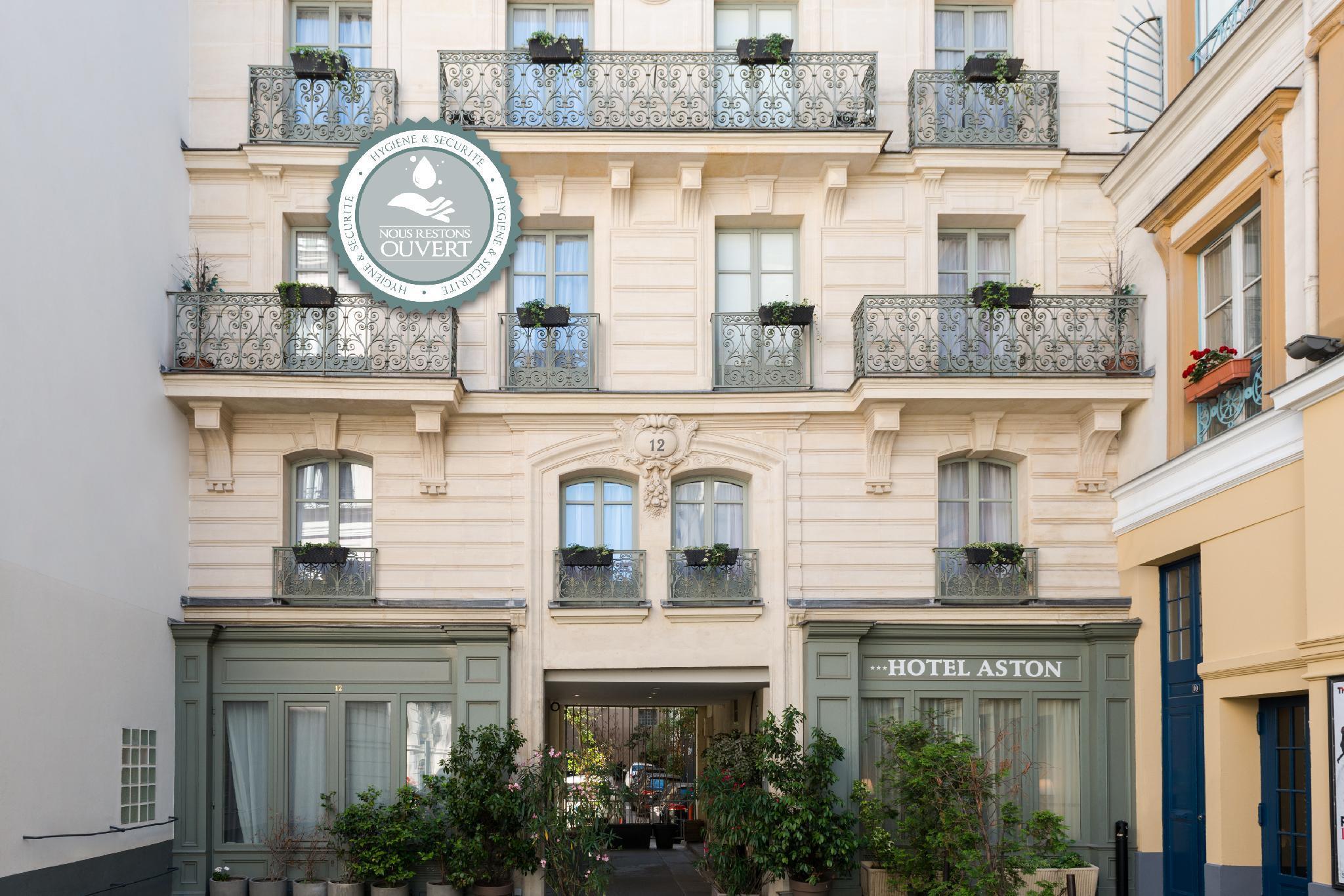 Hotels and Home stays near Filles du Calvaire Metro Station, Paris. Book your Stay now