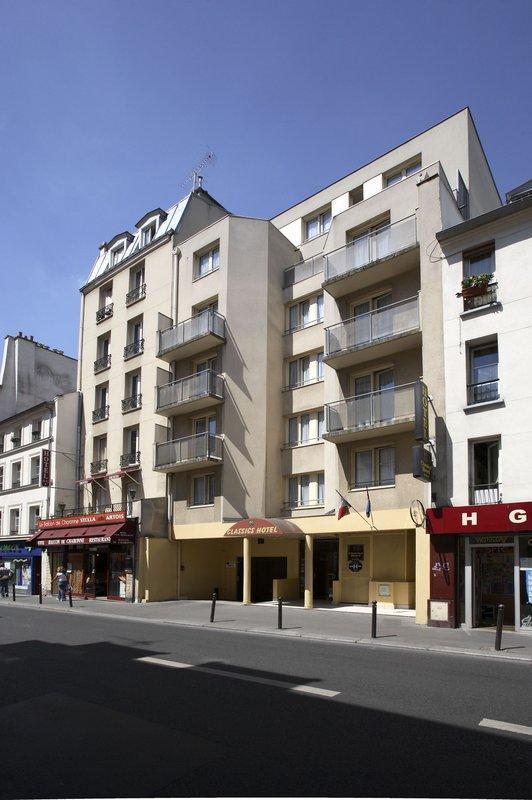 Hotels and Home stays near Porte de Clichy Metro Station, Paris. Book your Stay now