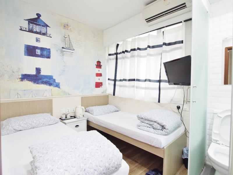 Hotels and Home stays near Prince’s Building, Hong Kong. Book your Stay now