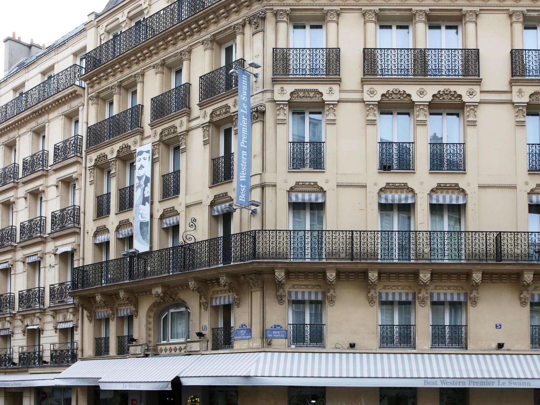 Hotels and Home stays near Belleville Metro Station, Paris. Book your Stay now