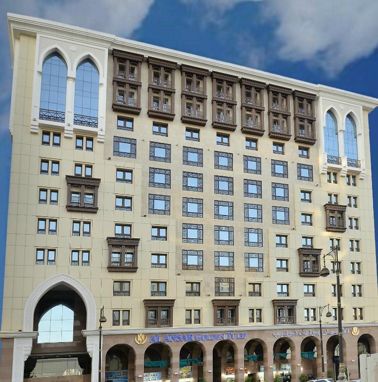 Hotels and Home stays near Prince Mohammed Al Saud Stadium, Al Madinah. Book your Stay now