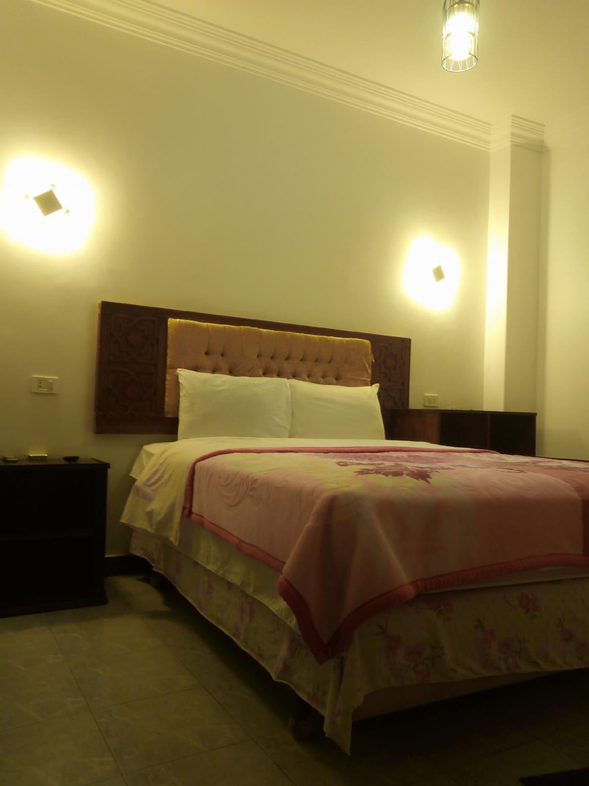 Hotels and Home stays near Metro Supermarket, Cairo. Book your Stay now