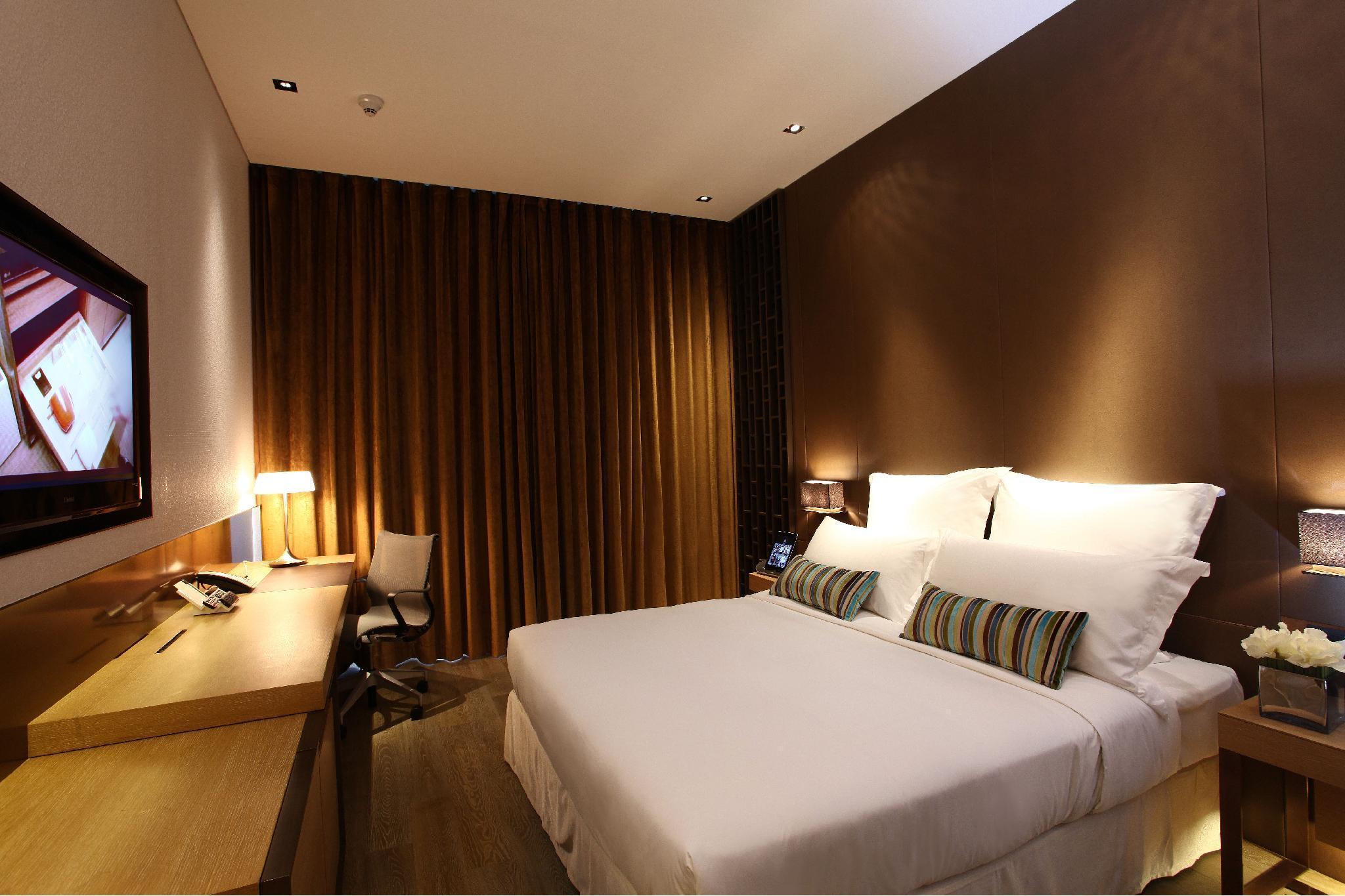 Hotels and Home stays near MTR Chai Wan Station, Hong Kong. Book your Stay now